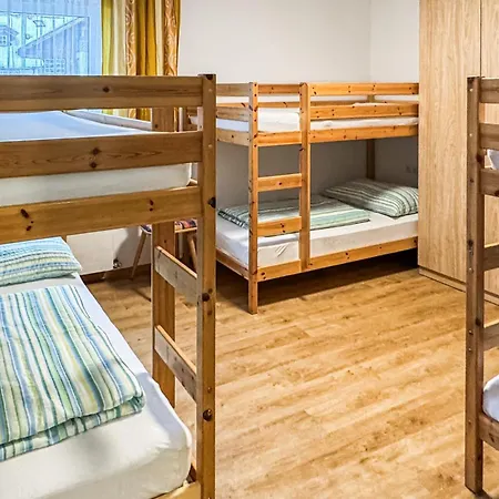 Apartament In *
